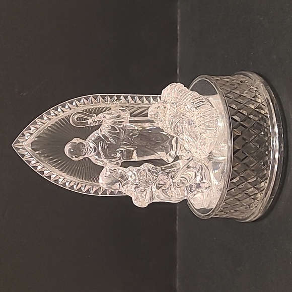 Beautiful Vintage Acrylic Wind-up Musical Nativity - Picture 1 of 16